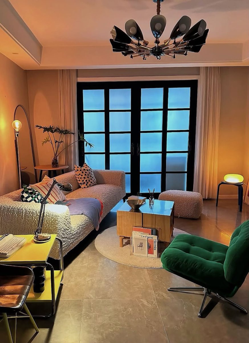 kelyeemilly's tweet photo. quite minimalist interior design. https://t.co/iCQrCfXXHf