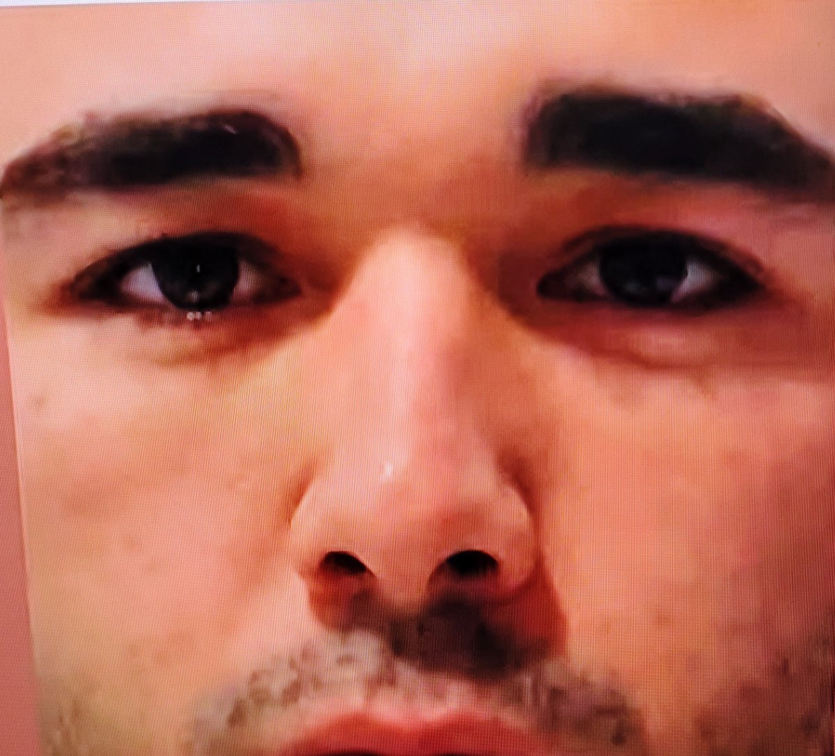AlberCarp4's tweet photo. El viernes pasado,Fue a una entrevista de trabajo inexistente,  dejando a sus dos hijas con sus familiares.
Dos serenos de un balneario ,la secuestraron ,la maniataron y mataron. 
La familia hizo la denuncia ese mismo día,  en la comisaría 12, pero la investigación recayó en los mismos familiares.
Tres días pasaron hasta que el hermano encontró a Mailen Johana Antonich (24). 
Envuelta en una Sábana MANIATADA y sin vida, (atrás de un container oficina)  en Punta Mogotes Cero(Mar Del Plata)
Estos son los dos Femicidas, asesinos degenerados que la citaron para una entrevista ;AGUSTIN DIAZ BARTOLOMÉ (26), JOSE LUIS AQUINO (27)
COMO SIEMPRE, LA.POLICIA QUE NO TOMÓ LA DENUNCIA
LA FAMILIA QUE HIZO TODO EL TRABAJO DE BUSQUEDA HASTA ENCONTRARLA.
INTERVENGAN LA PROVINCIA YA !
CUÁNTAS MUERTES MAS !