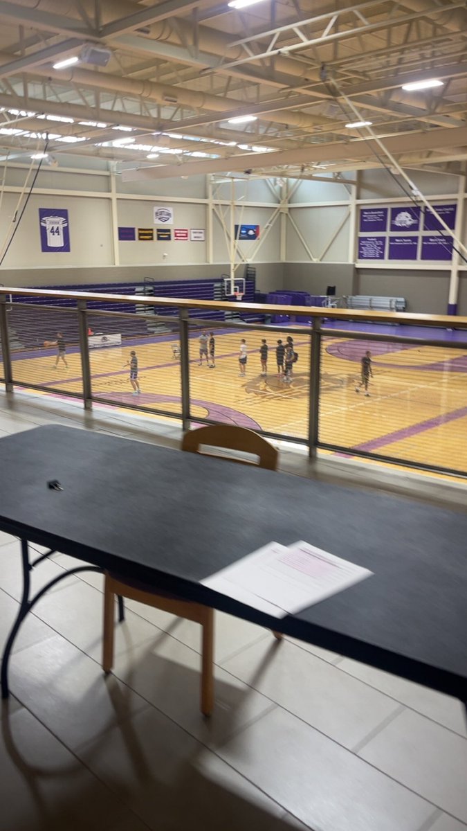 KyleRozell1's tweet photo. Had a great time at @BlufftonUMbk, grateful and blessed for opportunity to play in front of all of the coaches and players. Hope to be back!
@sclark21_ 
@SedSedron
#RollBeavs🦫 https://t.co/jLG184opkY