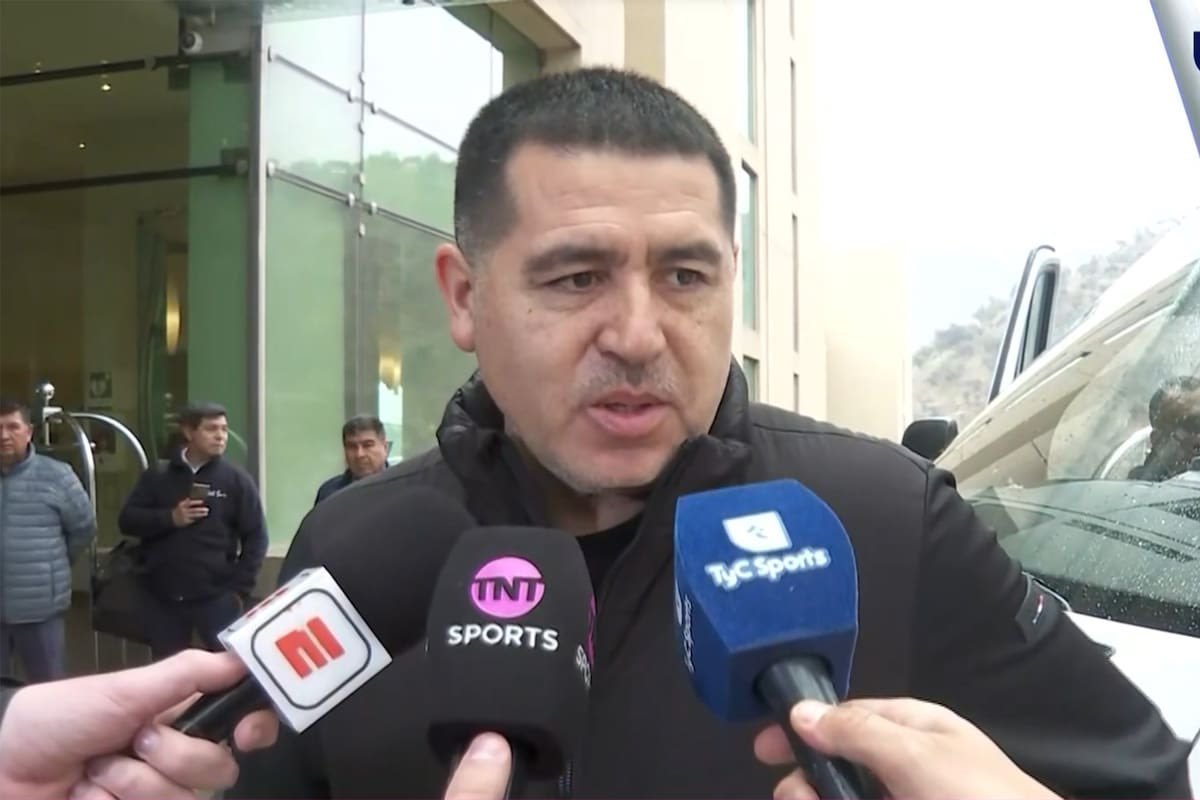 notsantibjs's tweet photo. El peor presidente en la historia de Boca.
La peor basura que tuvo el club.
Te voy a odiar toda la vida Riquelme, soberbio hijo de puta. https://t.co/QI5jDBssZU