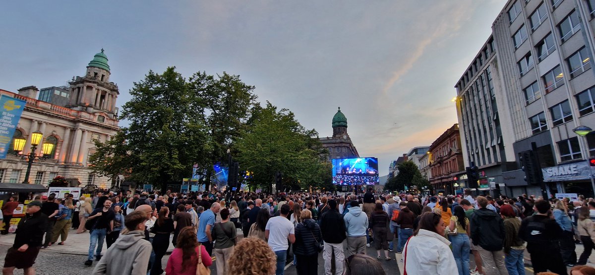 SeamusLeheny's tweet photo. Never thought I'd see #Belfast city centre like this on a Sunday night!
Great atmosphere &amp; music right across the city centre this evening on day 1 of the  #fleadh- Sharon Shannon lit up the main stage tonight with a fantastic performance 🎶 🎵 ☘️ https://t.co/mJcYdxGOxt