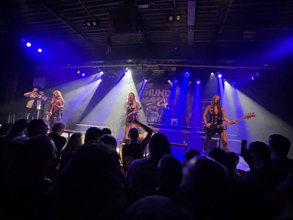KMFDM_japan's tweet photo. #MünchenFreeEasy2026 #THUNDERMOTHER #BackstageKulturzentrum https://t.co/05npZmuzGU