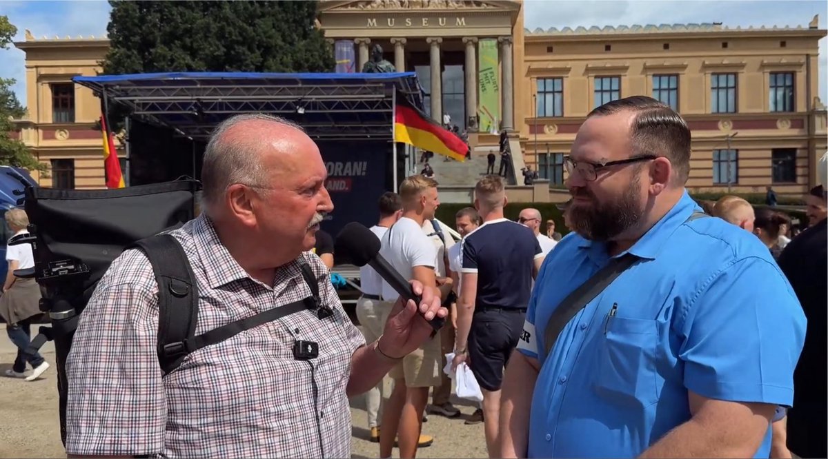 DerNorb's tweet photo. #Schwerin best of #Arier und AfD-Jugend 😱 https://t.co/UOGoPCOdEf