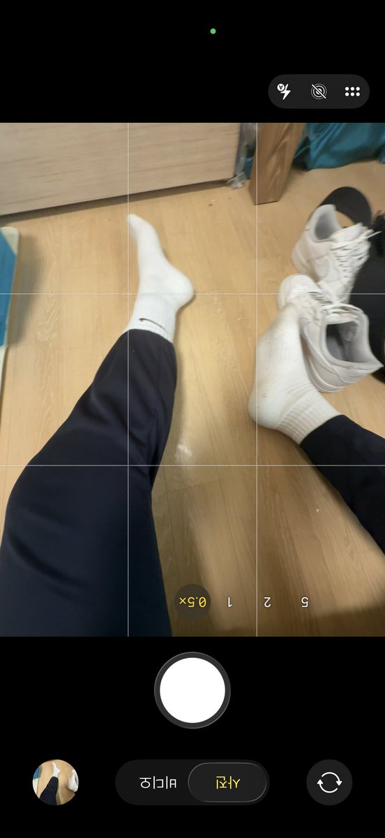 12nwx's tweet photo. 살사람 옾챗 자소에 #게이 #게친소 #나이키양말 #양말 https://t.co/f15QPR0775