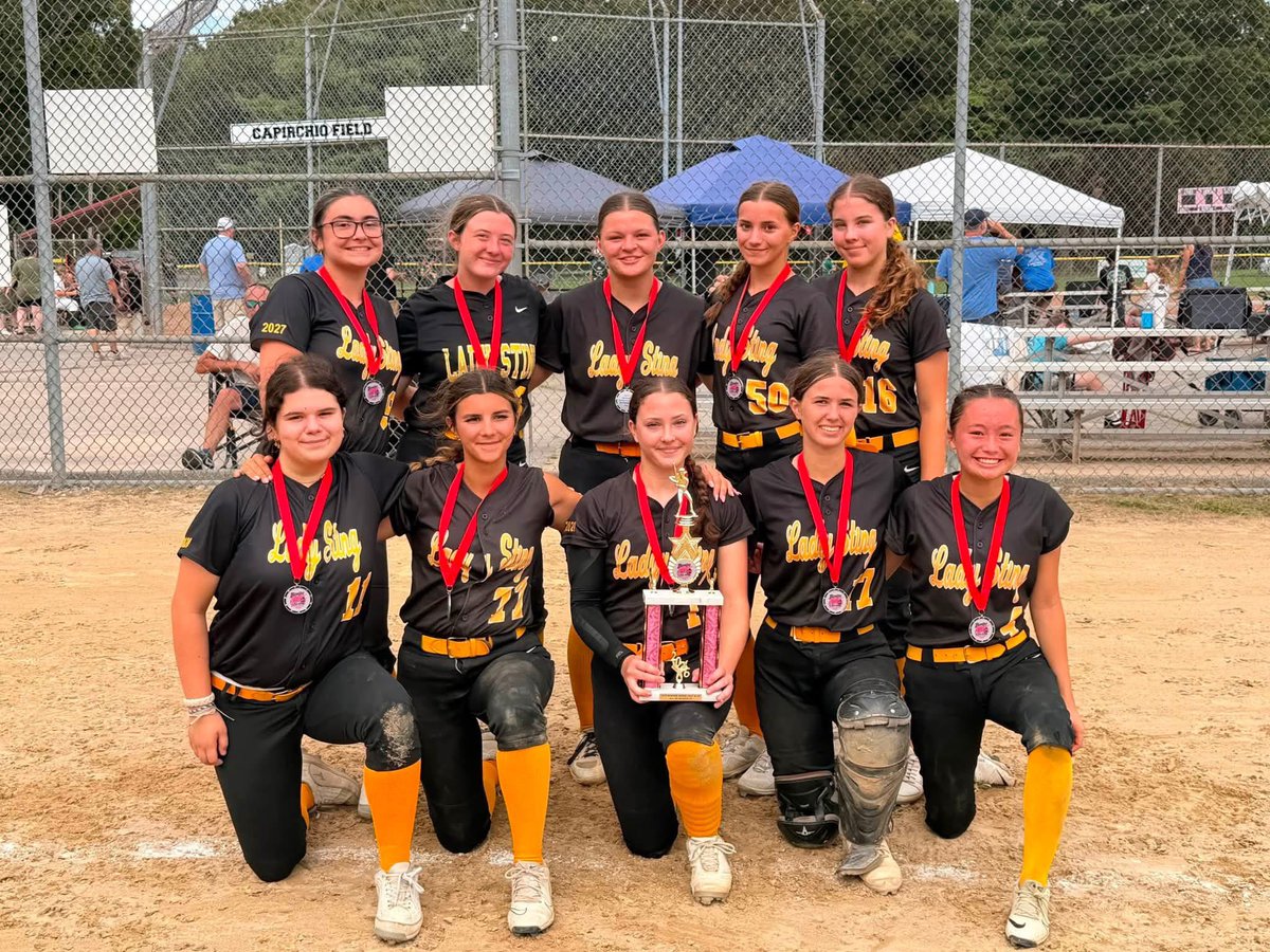 Lady_Sting_SB's tweet photo. Thank you to the Bombers for hosting, “Bombs Away Slam” this weekend in Rhode Island! 

Congrats to the Shorline Sting for winning the Championship. Awesome work this weekend to Lady Sting for battling each game. Way to finish the 2025-2026 season strong!!  🐝 https://t.co/emGS3nBQkA