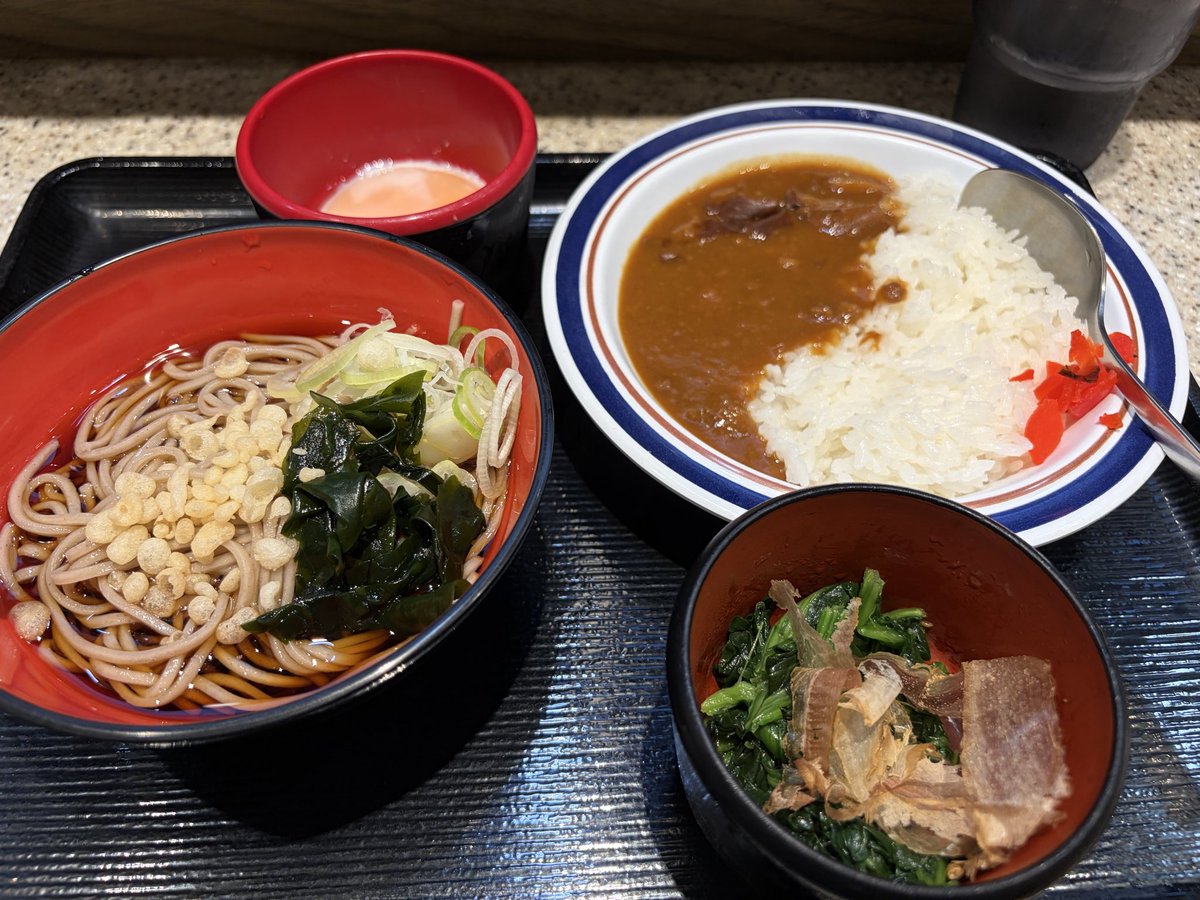 Adm_Shiki's tweet photo. 朝お蕎麦
たぬき昇格
朝カレー
#今日の朝ごはん https://t.co/p6vfMB4sfg