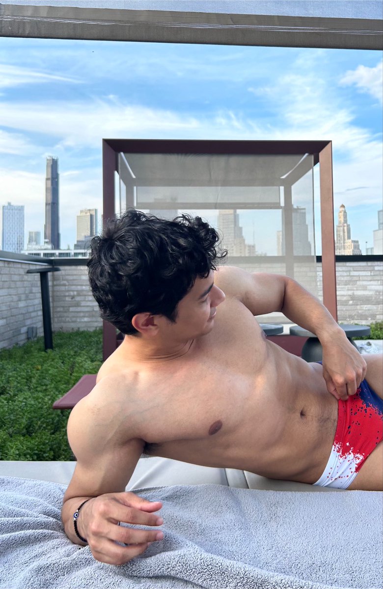 crushedinarush's tweet photo. first time in a speedo, be nice. https://t.co/OcLfYgd29C