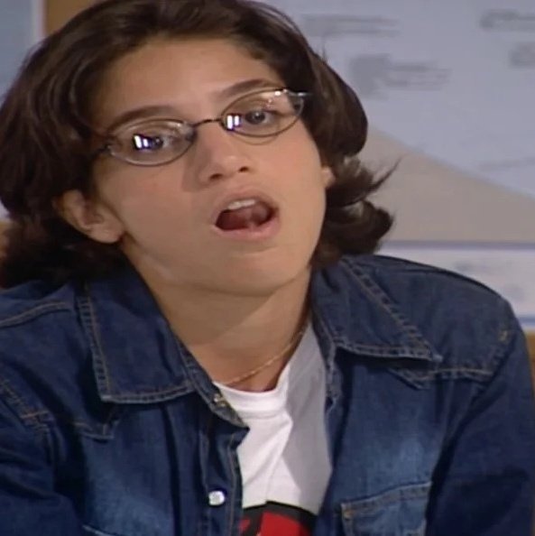 efeitonovela's tweet photo. 3 - Paulinha (Roberta Gualda)
Teve tanto destaque por causa da pobreza que a novela na reta final não aprofundou a redenção. É escroto a novela fazer a personagem "melhorar" quando se apaixona (e isso nem aconteceu). Paulinha deveria ter uma punição também, deveria ter caído. https://t.co/ejajDYXmTP