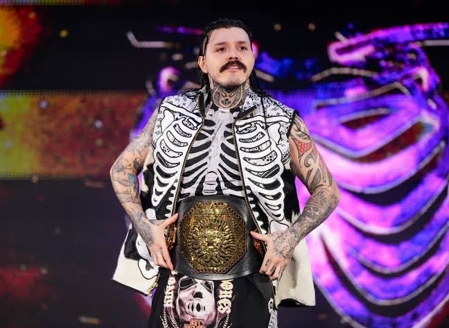 annie_c02's tweet photo. @TripleH @espn @netflix your WINNER dirty Dominik Mysterio!!! 😏🫰🏼

@DomMysterio35 | #KOTL https://t.co/KNTtT8vl7S