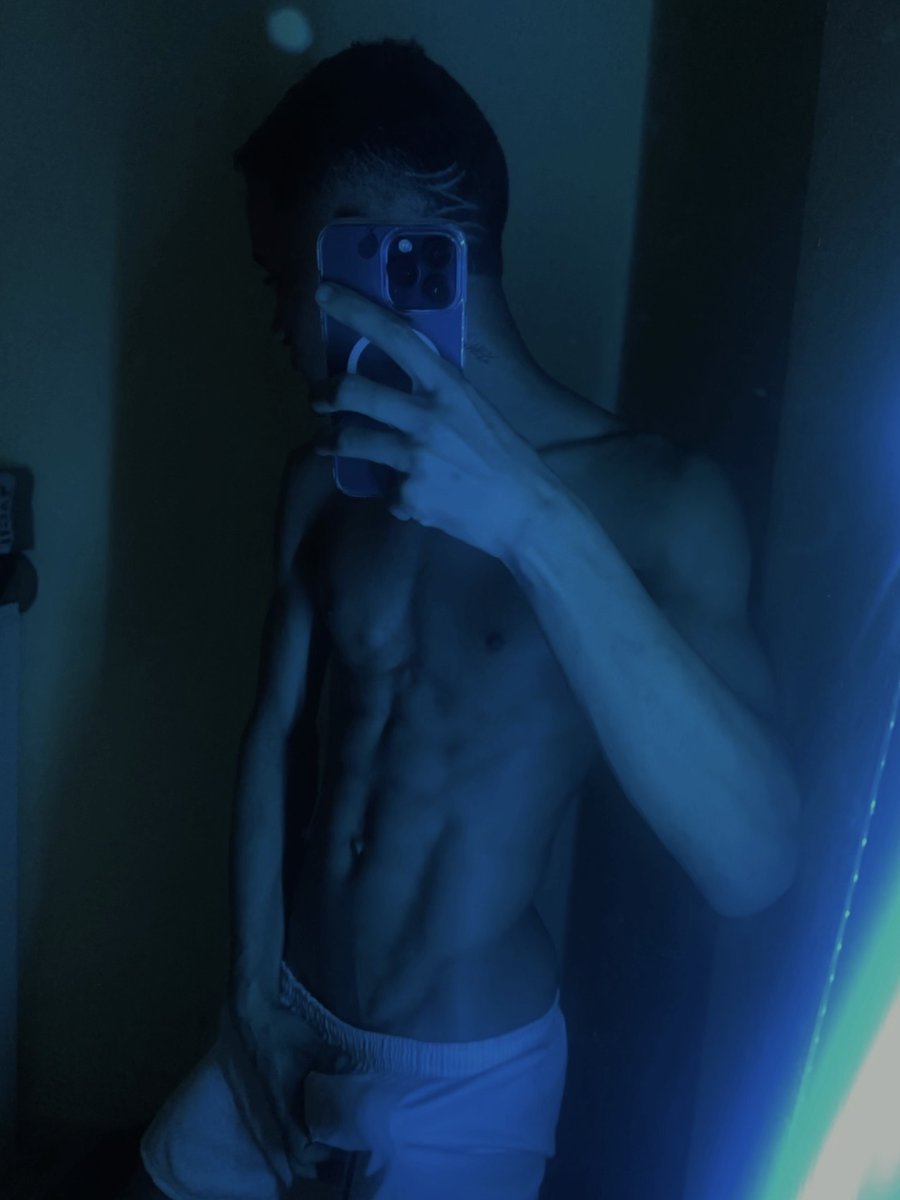 Pedrohott0nu's tweet photo. 😛😛
@franciscoboliv5 https://t.co/Efe3p9v7rC