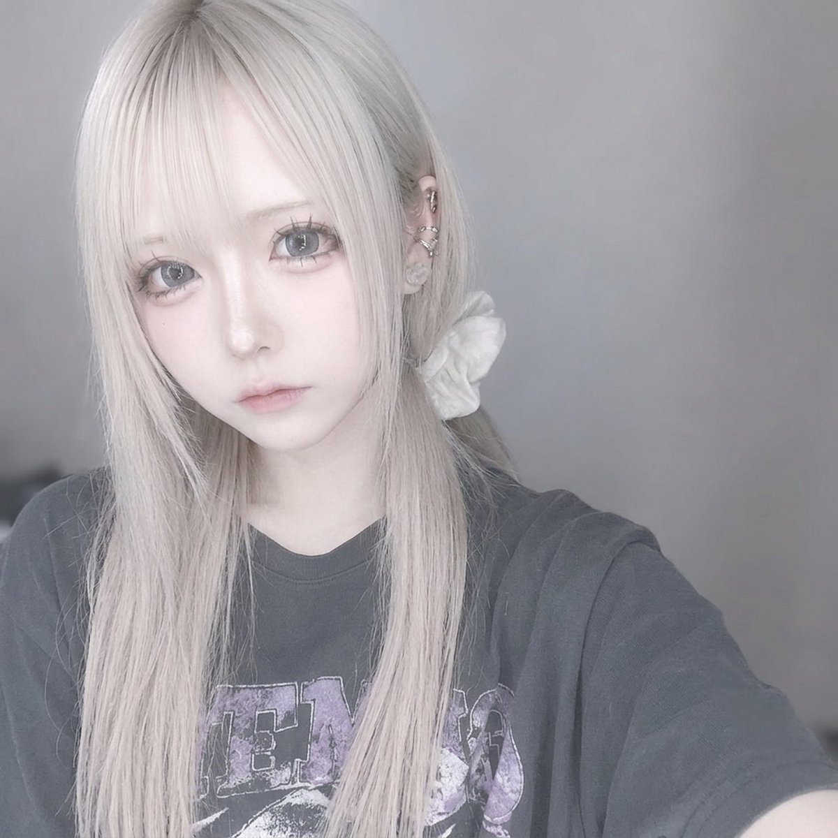 LangGuille14696's tweet photo. メンヘラ地雷系女子です…
彼女になったら毎日連絡して依存しまくると思うけど、  
それでもいいよって人いますか？
重めの愛が欲しいです♡ https://t.co/GuqsG3eQj2