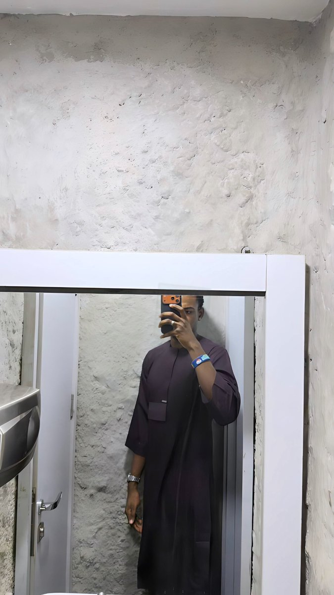 CyrusOlogun's tweet photo. Living💜🍀🧧 https://t.co/TDQ65i9zHs