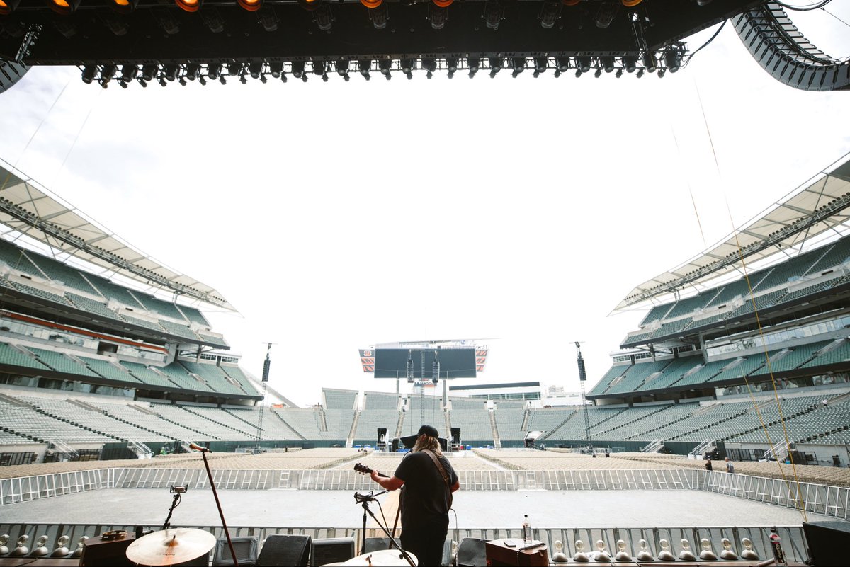ChrisStapleton tweet picture