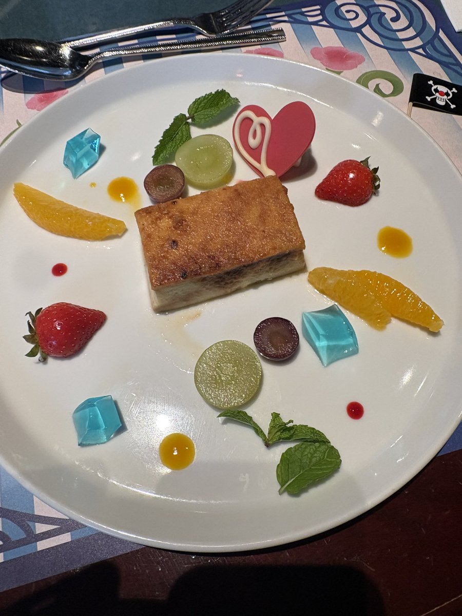 yuki_k5's tweet photo. サンレス🍽️パンのおかわりできなくなりました！！ #サンジの海賊レストラン #サンレス #ワンピース #プレサマ #USJファン https://t.co/uE3E9j5w8R
