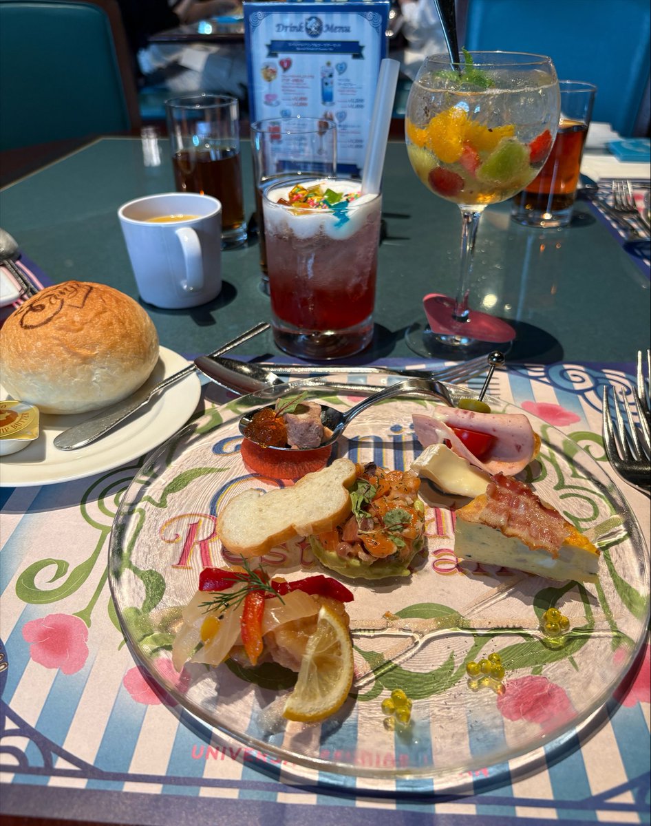 yuki_k5's tweet photo. サンレス🍽️パンのおかわりできなくなりました！！ #サンジの海賊レストラン #サンレス #ワンピース #プレサマ #USJファン https://t.co/uE3E9j5w8R