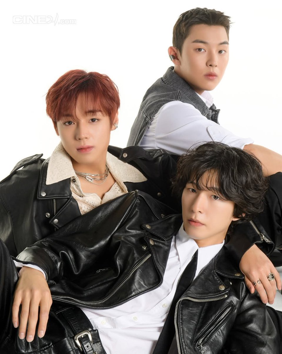 orbtingyou's tweet photo. the holy trinity https://t.co/1lQcSycbc4