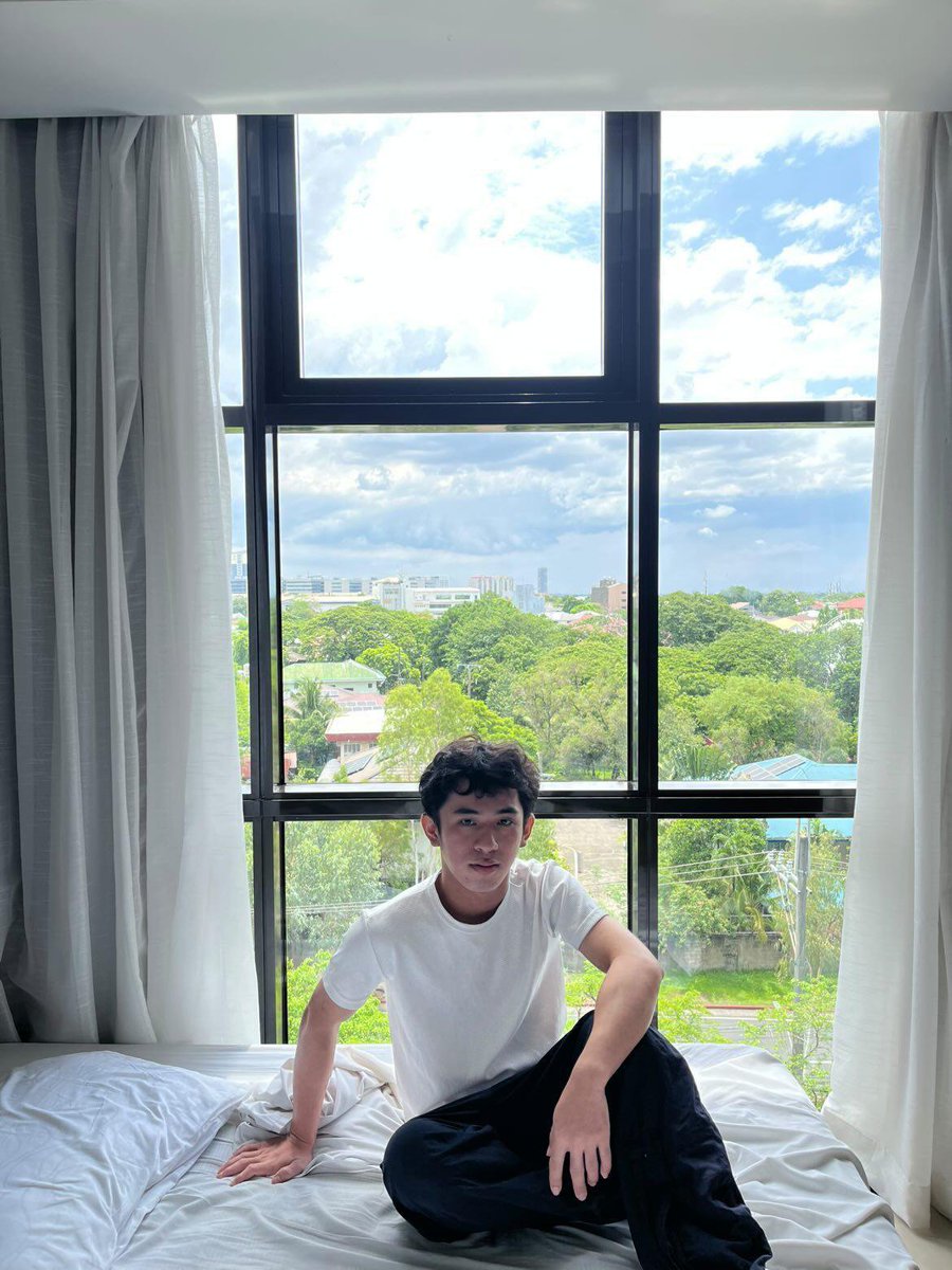 kennethnavarrox's tweet photo. 🫣 https://t.co/B56I2BP9nW