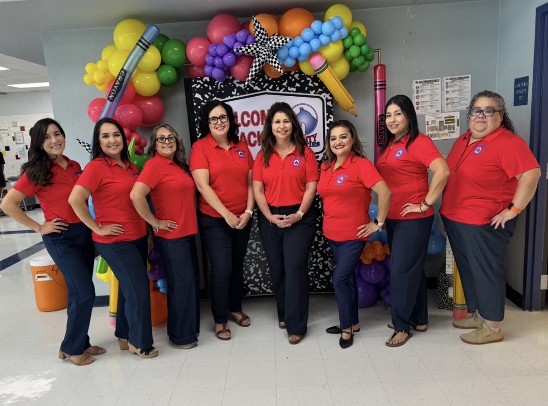 SagelandMicro's tweet photo. Grateful for our amazing Leadership Team! 💙❤️ They are truly the BEST and are ready to lead the way toward a winning 2026–2027 school year! Together, we’re committed to helping every student reach their end zone! @SagelandMicroES #EveryPlayMattersEveryStudentCounts🏈 https://t.co/dVNCoerj7q