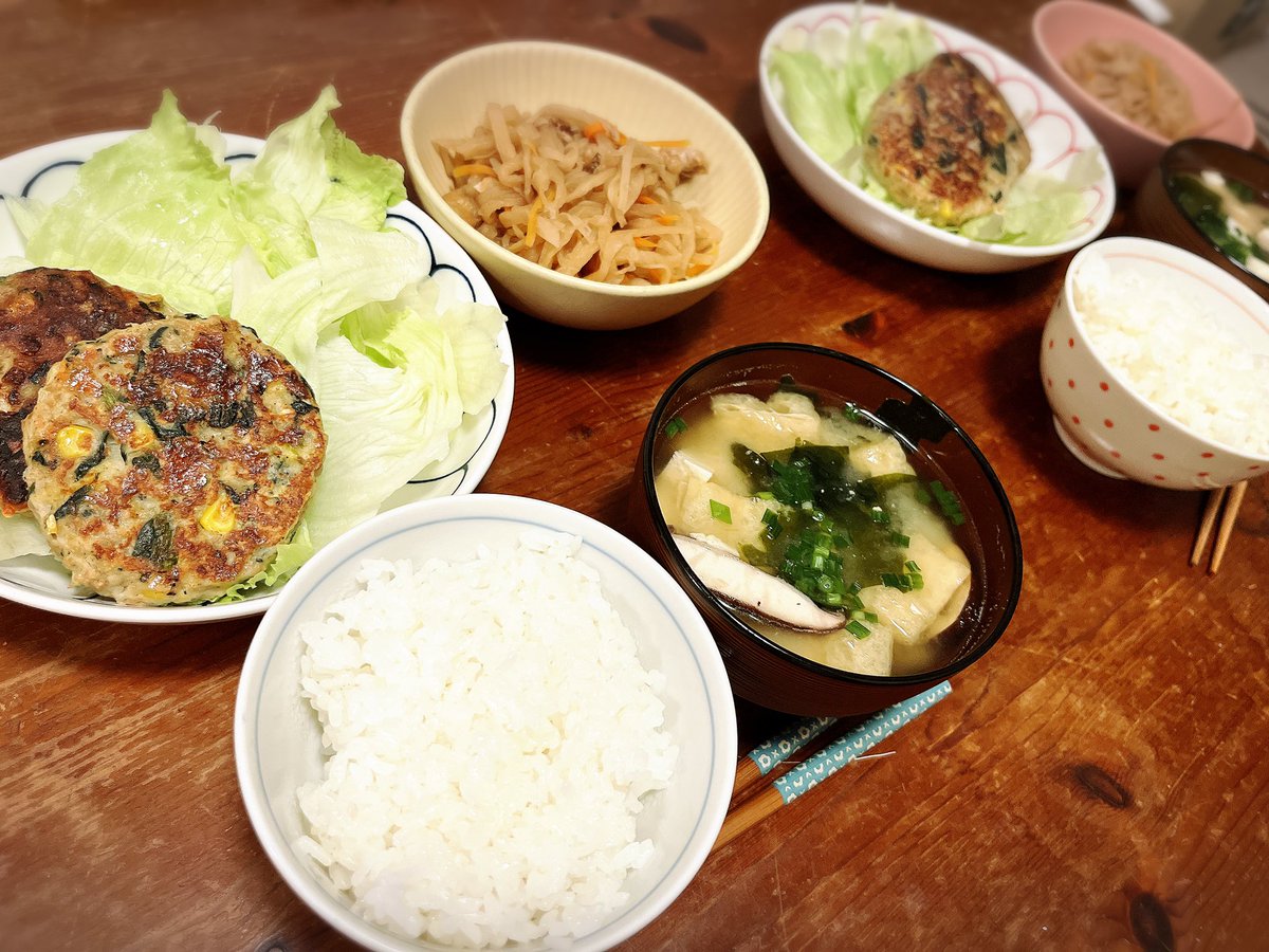 Spice_Plus's tweet photo. 一昨日の花火大会で飲みすぎて昨日はひさびさに2人とも二日酔い。。(*´ω｀*)夕ご飯は優しい和食で🍚 https://t.co/7vm2LUV4Rh