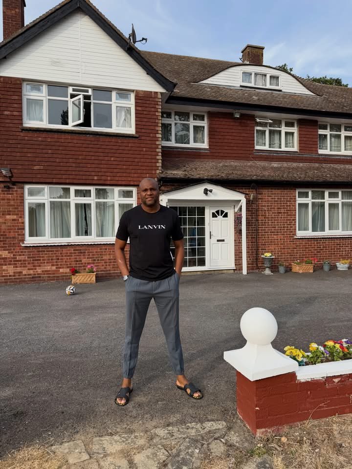 ChimaAnyaso's tweet photo. Breaking News! 🚨

While they are back in Bende trying to master my content creation job, I’ve upgraded to the United Kingdom for premium summer content. 😎🇬🇧

Special thanks to His Excellency, Governor Dr. Alex Chioma Otti, OFR, who simply told me:

“OFUJI, go and rest small. Enjoy the summer with your beautiful family. You’ve worked very hard in such a short time, and we can all see the evidence.”

Thank you, Your Excellency, for your care, trust, and encouragement. I’ll be back refreshed and ready for the next phase.

O GA DIKA OLUEBUBE 2027!