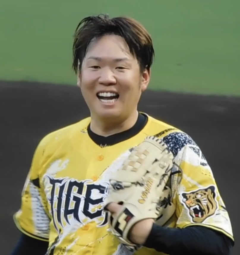 yassyo16's tweet photo. 西くん✩.*˚
笑顔いっぱい🌻

 #阪神タイガース
 #西勇輝
 #SGL https://t.co/kA15KK3lmz