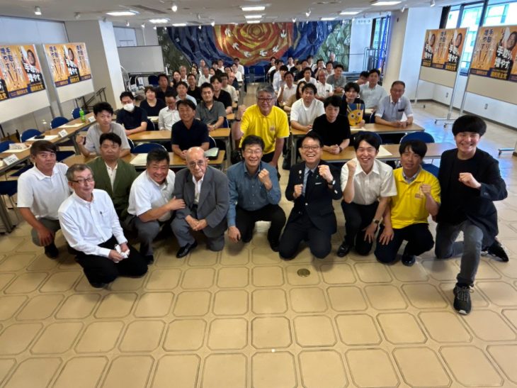 yasuki_kanoh1's tweet photo. 三重県こくみんミーティング
昨日ご参加いただいた皆様、本当にありがとうございました。
今求められている政策や今後の党が進むべき道など、有意義な意見交換の場となりました。
お預かりした令和8年熊本地震への義援金は、責任を持って熊本県へお届けいたします。
#国民民主党
#こくみんミーティング https://t.co/VzCYRaQiuo