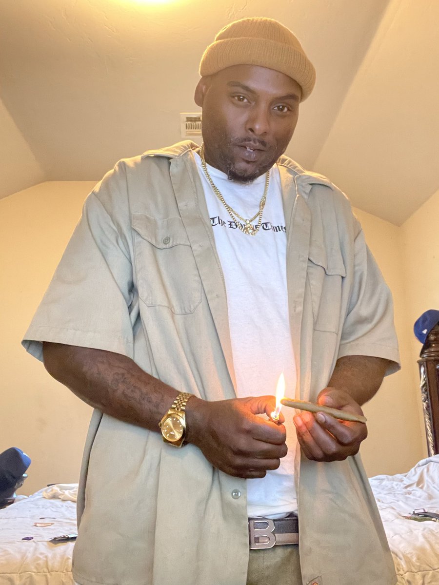 trap405pch's tweet photo. Okc https://t.co/nfbuwcg61X