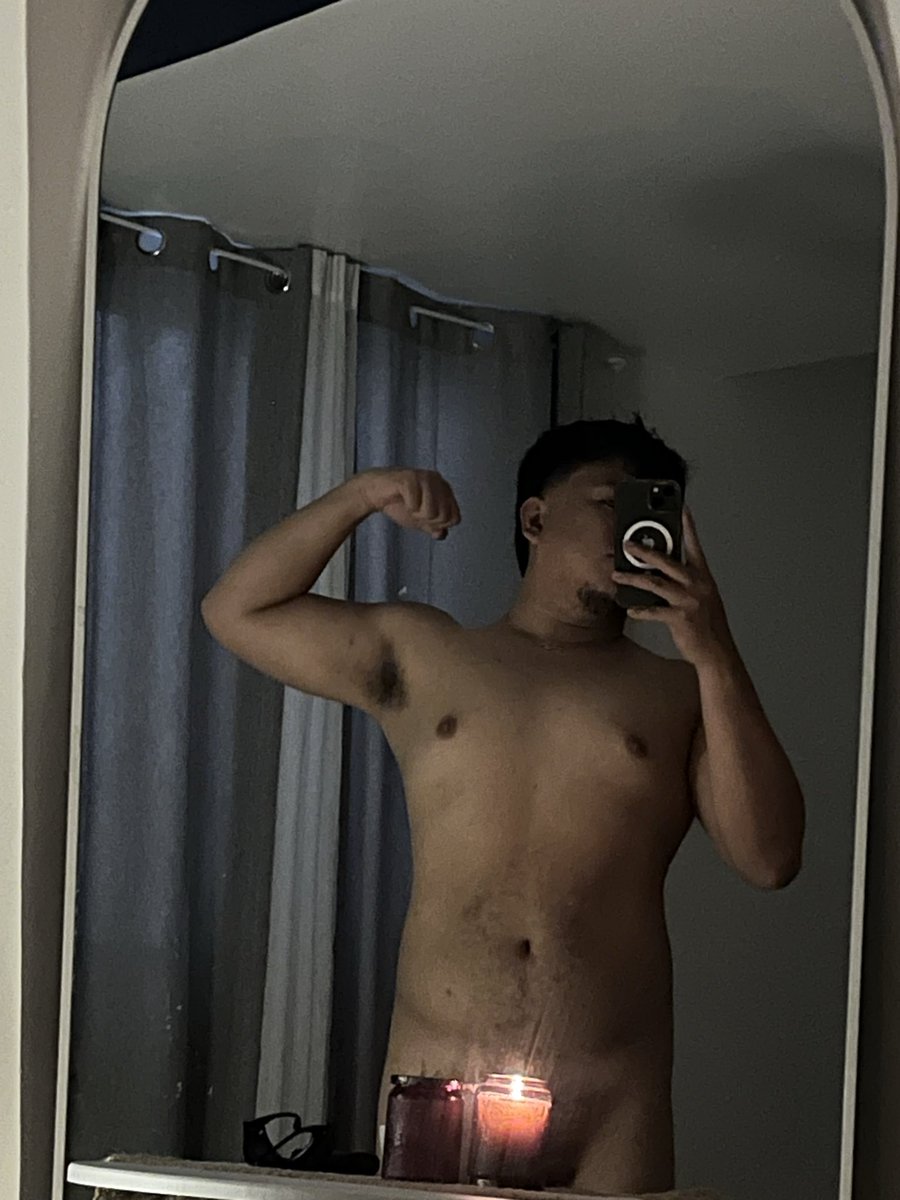 albertjsnrys's tweet photo. Hi, body check https://t.co/eKAnu4r9YT