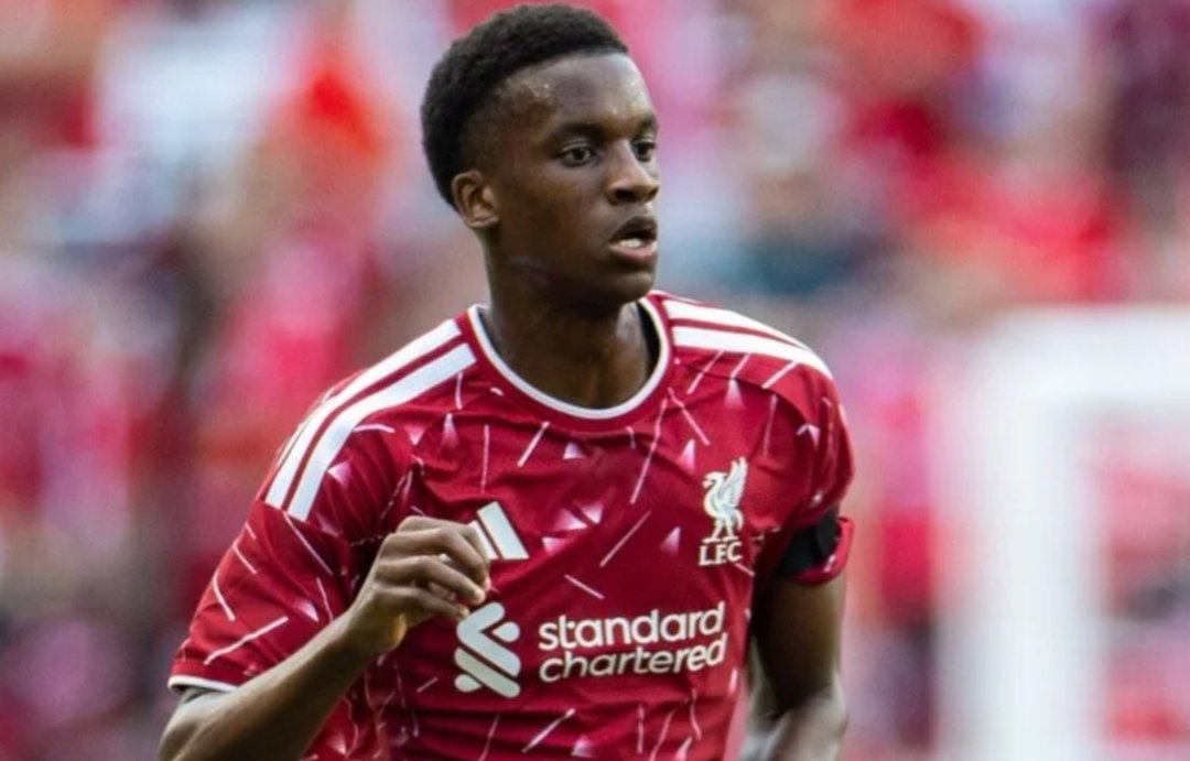Corballyred's tweet photo. My thoughts on match 🤭👇

- It's going to be a long season if we don't sort out the squad depth.

- Leeds had a stronger squad than Liverpool. 

- Nyoni was our most impressive player he is already better than Jones.

- Our defensive options are absolutely shocking.

- Not signing a CB or RB would be criminal.

- Frimpong injured saying that he cannot be our starting RB, where was he for Leeds first goal???

- Chiesa cannot be Isak back up if we want to challenge for major trophies.

- Great to see Wirtz score, he was careless in possession but it's his first game, could see a 15 goal 15 assist season incoming. 

- Accept Inter 35 million for Jones.

- Times up for Elliott at LFC, he was a better player 3 years ago. He can't run. I'd take 25 million for him

- We still need a 6, can't have Gravenberch there again, he didn't win a tackle in whole second half. 

- Szoboszlai is probably the most important player in the squad if Iraola system is too work. 

- Mamardashvili distribution is why he can never be Liverpool no 1.

- Likes of Koumas and Morrisson aren't ready to be first team options for LFC next season.

- Positive Isak got 45 mins injury free.