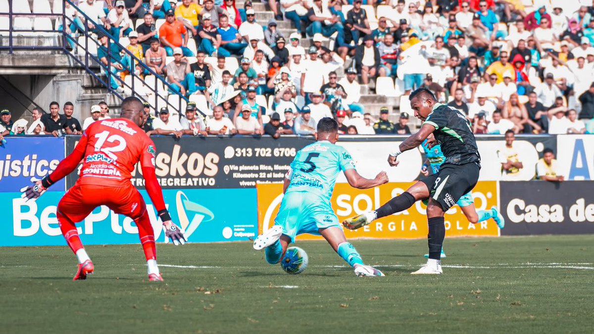 nacionaloficial's tweet photo. A pura potencia llegó y definió el Búfalo para poner el tercero.

#VamosTodosJuntos https://t.co/I3wzeM2UMS