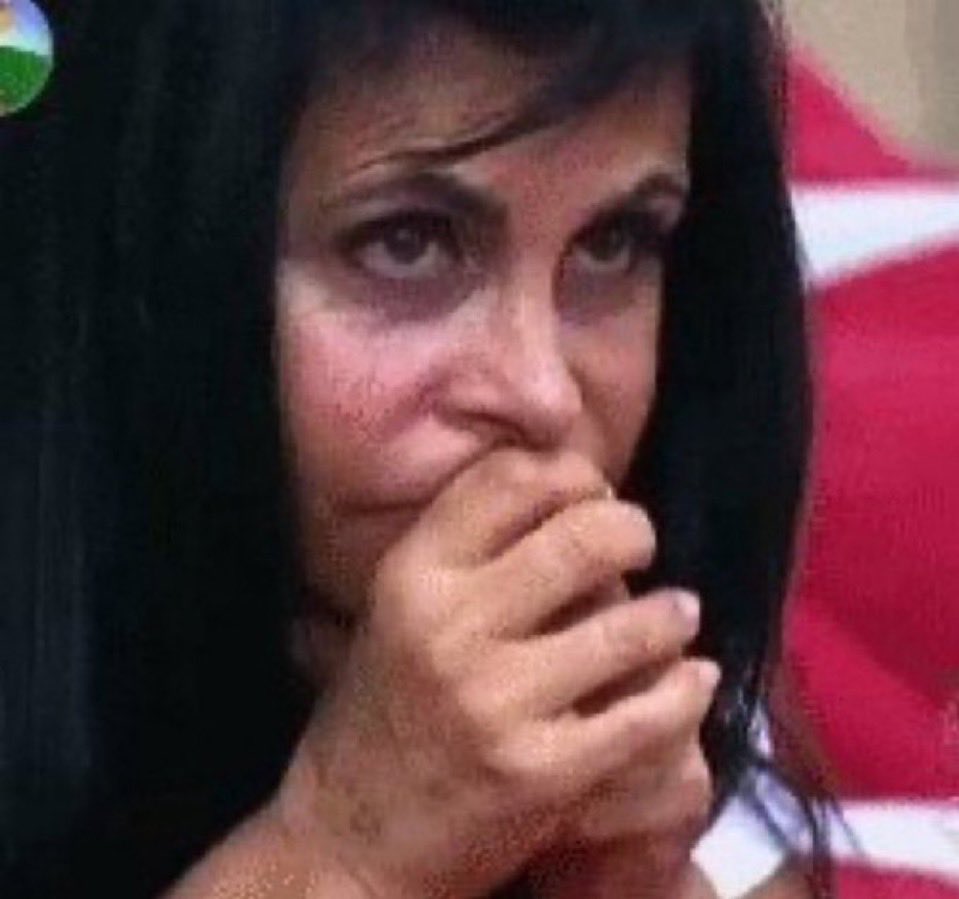 Miya_Alx's tweet photo. @luazocaralho @toriamano @tutupiroca A única palavra reconhecível https://t.co/I6t2QMOY35