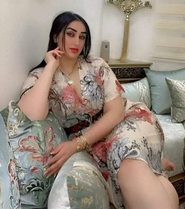 ssaaesb's tweet photo. سؤال 

ما هو اجمل شيء في الزواج !؟🥰 https://t.co/e4tcUqxA2Q
