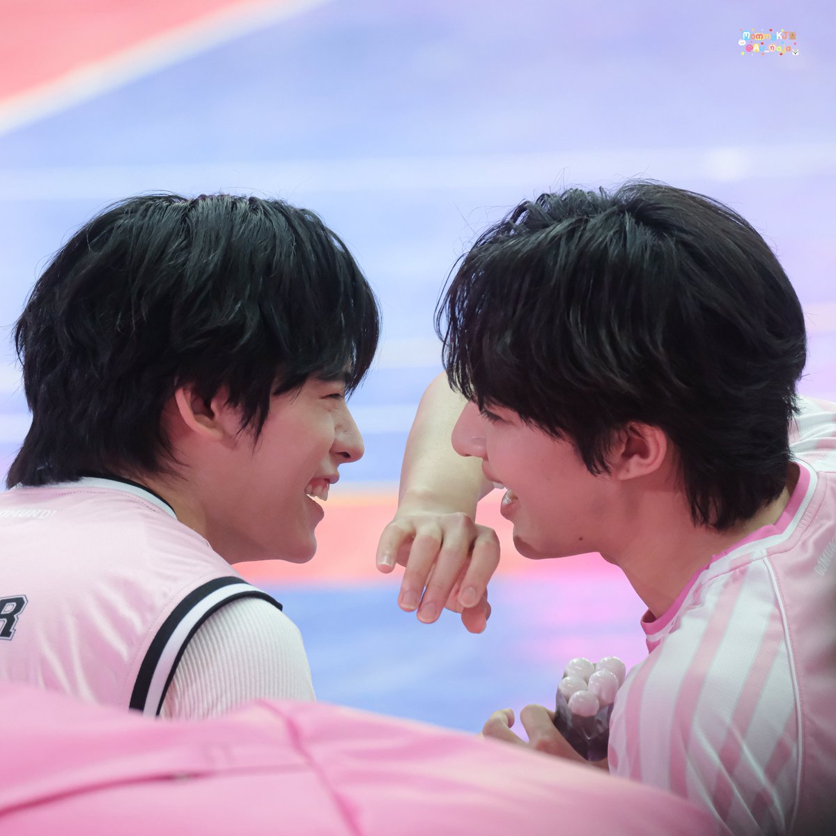 Au_naja's tweet photo. Cats talk 😽
#DMDSportsDay2026 
@CwrNew @porsuppakarn https://t.co/iLi8HNZepo
