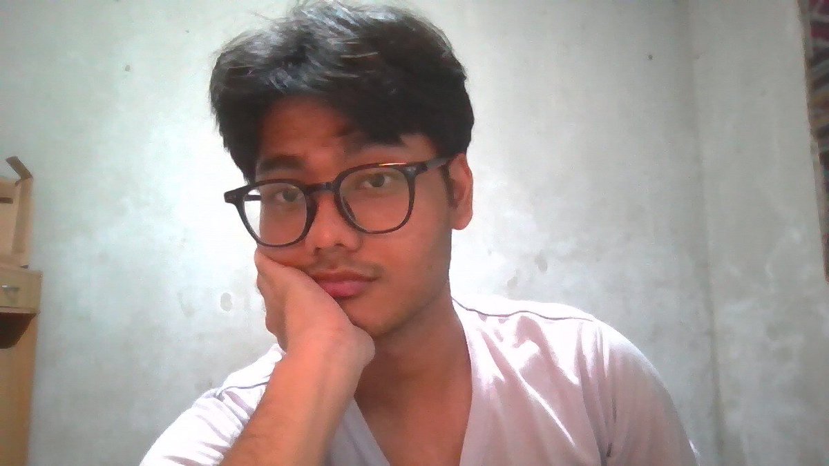 starzzean's tweet photo. mau yg kalem or tengil?? https://t.co/7VpPOG9Lj9