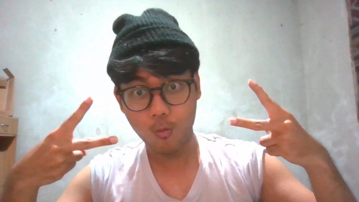 starzzean's tweet photo. mau yg kalem or tengil?? https://t.co/7VpPOG9Lj9