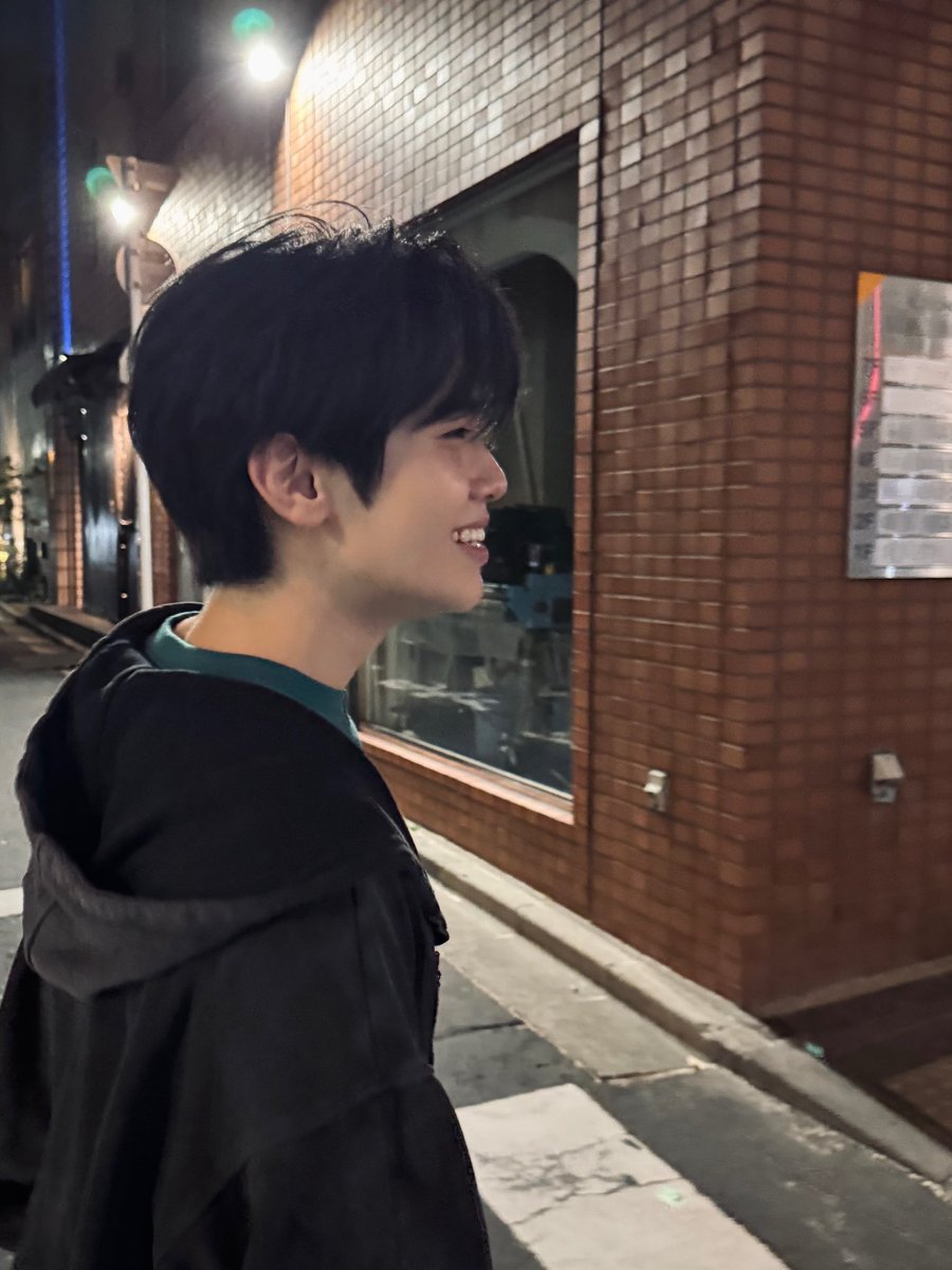 g0ng101's tweet photo. 사귀자고팔만번말함 https://t.co/g5Ah22bQSL