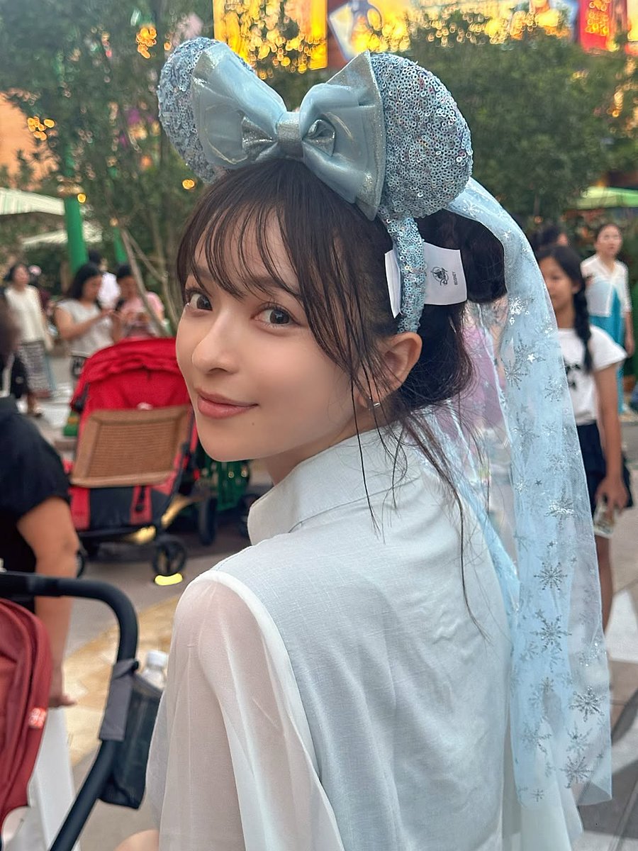 funacky325kbu2's tweet photo. 浮かれチャイナ🐭💕 https://t.co/mwNhML0l1j