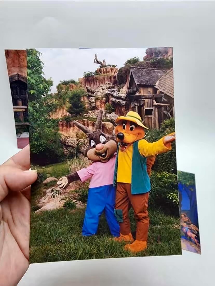 Choxx07's tweet photo. OH MY GOOOOD LOOK AT THESE KICK ASS Splash photos I found! Well actually I had to get back into my old discord account to get them back, and I finally got them back. YAHOO! https://t.co/M4dvgS7YPD