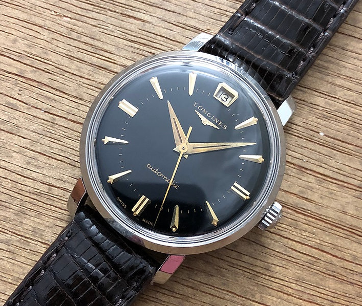 paulg's tweet photo. 1960 Longines automatic with a cal 291 movement. 

Longineses are among the best bargains in vintage watches. For $700 you can get a golden age manual-wind Longines that's still accurate to 5 seconds a day (dial up). https://t.co/fDMifftzrA