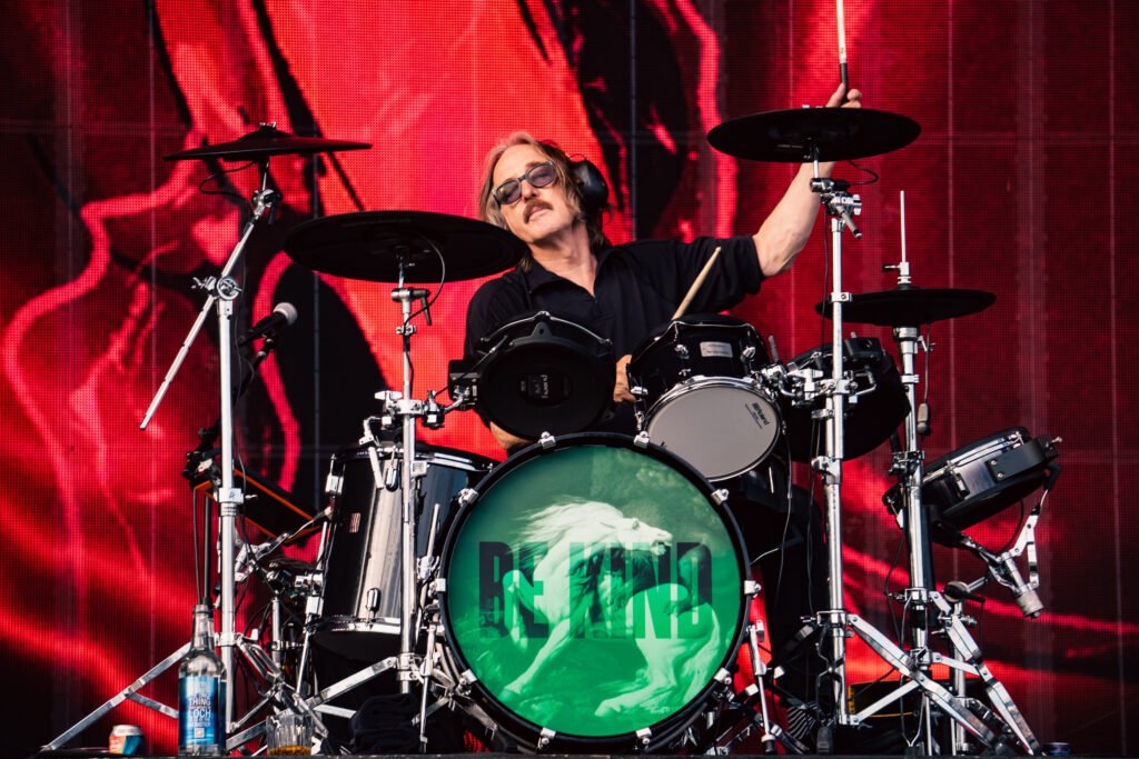 JuanC_Rdgz's tweet photo. 🎵 Happy Birthday Butch Vig🎂🎵
#ButchVig #Garbage #HappyBirthdayButchVig https://t.co/nYEIZeIQMm