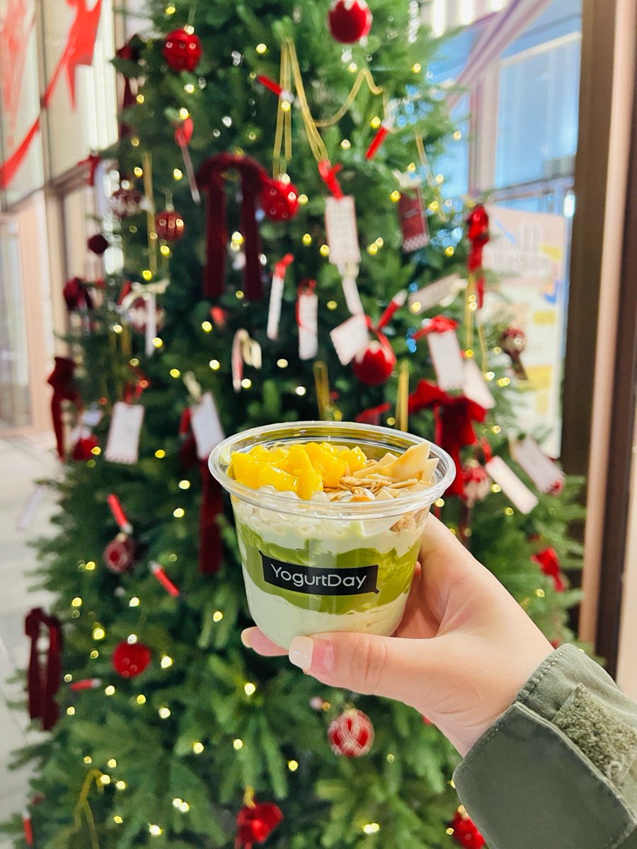 ExtraFalafel's tweet photo. New arrival! Cold craft coffee, lemon honey tea and matcha pastries restocked. Stop by your local store for your morning pick-me-up today! https://t.co/QWjLyV7s06