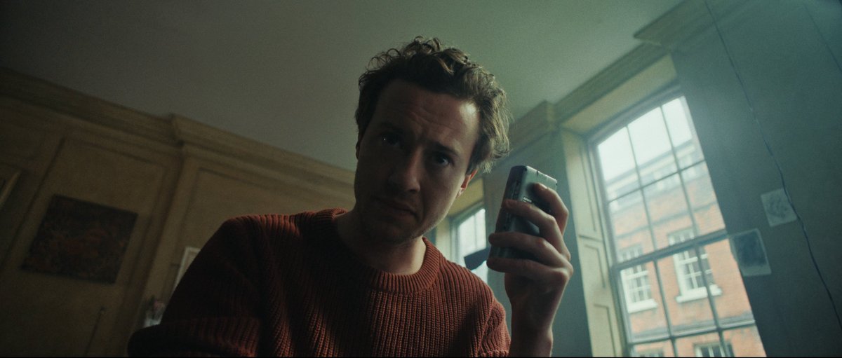 joequinnhq's tweet photo. 🔴 New look at Joseph Quinn in Milo Edwards’ short film ‘DOWN THE LENGTH’ https://t.co/3ZBirkAxzj