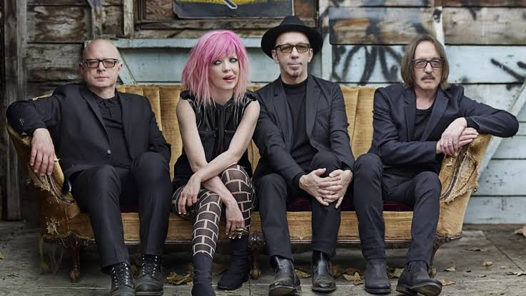 JuanC_Rdgz's tweet photo. 🎵 Happy Birthday Butch Vig🎂🎵
#ButchVig #Garbage #HappyBirthdayButchVig https://t.co/nYEIZeIQMm