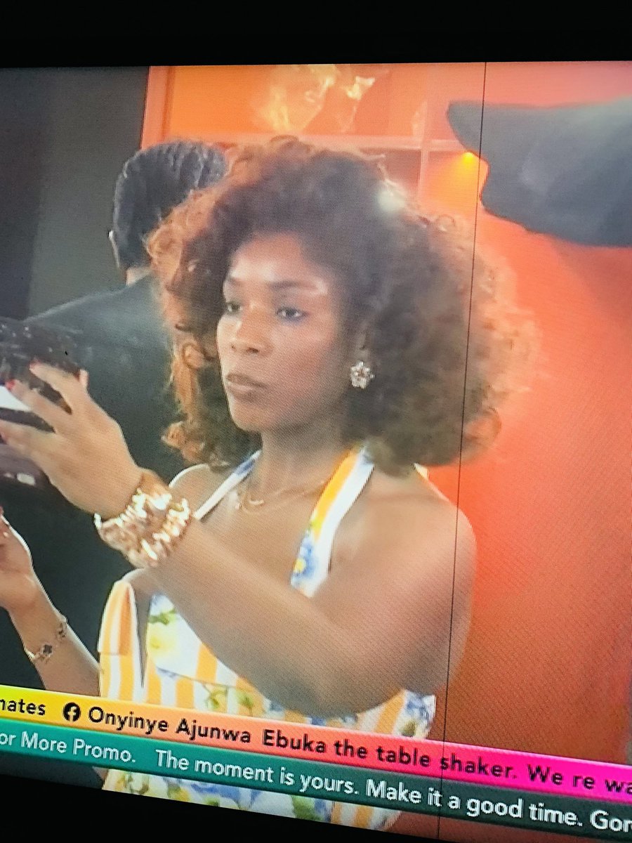 ZwekaM's tweet photo. My sunflower 🌻💛💛💛💛💛💛

#Bbnaijas11
#Neche https://t.co/KLinAyUUL2