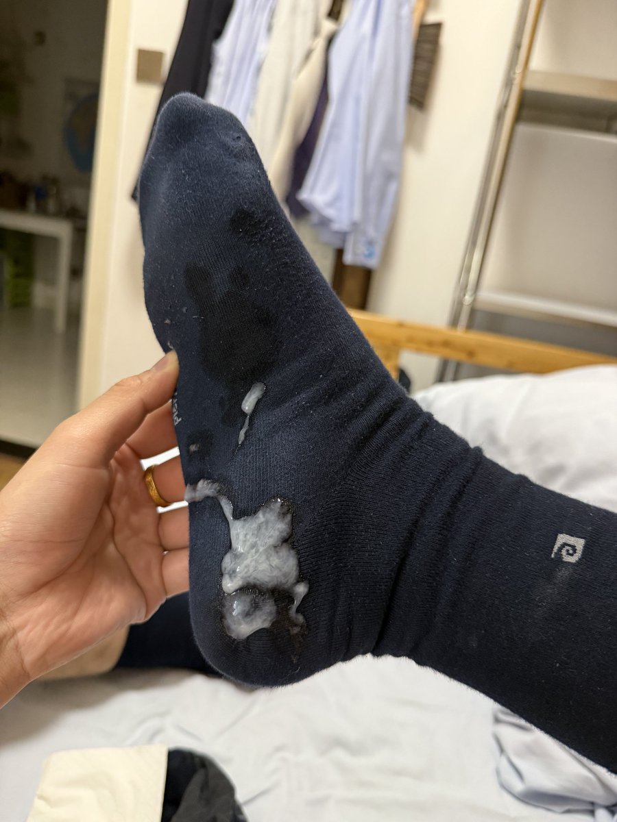 hugdte's tweet photo. #黑袜 #黑袜s 谁敢闻 https://t.co/EwJxB2Scfm
