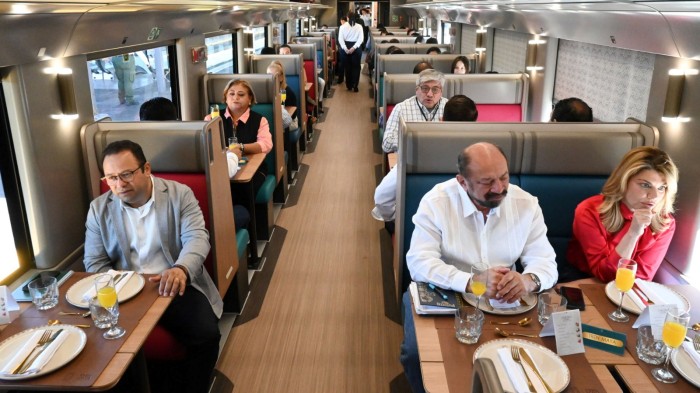 Noticaribe's tweet photo. Anuncian inauguración del “Tren Restaurante de Tren Maya” para el 23 de agosto https://t.co/BBdAudczga https://t.co/eKNii1w0gV