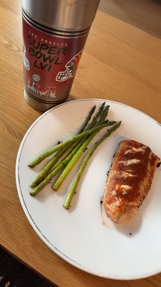 MartynHale7's tweet photo. Your energy grows where your attention goes. Feed peace instead of worry, and watch your future begin to change. ✨#salmon #fish #healthylifestyle #wellness #healthy #ناحق_قید_کے_3سال #PondPhuwin #pokemon #فارم47_نوازلیگ #eminüstünholding #NRLTigersEels #brøndby https://t.co/PYgOnS9nYV