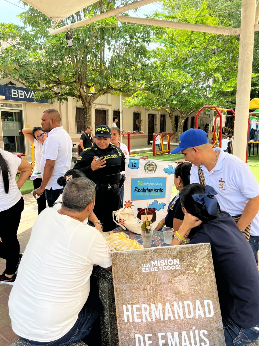 ProteccionPonal's tweet photo. En Atlántico, socializamos información para prevenir el reclutamiento y la explotación sexual y comercial de niños, niñas y adolescentes, promoviendo la identificación de riesgos, la protección integral y la cultura de la denuncia. https://t.co/pxhuKOfCSM