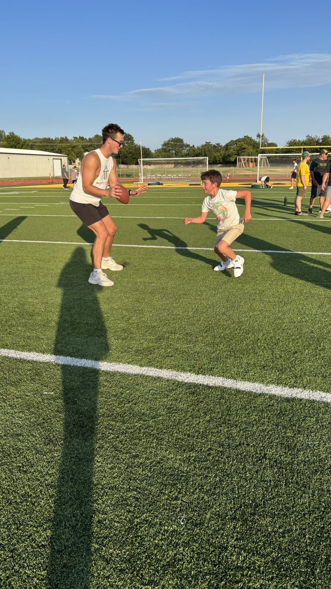 BCCHS_Football's tweet photo. Great 1-6 Youth Camp.  High school players did a great job volunteering.  We had over 300 total football camp participants this summer!!! https://t.co/oXHir6mtUW