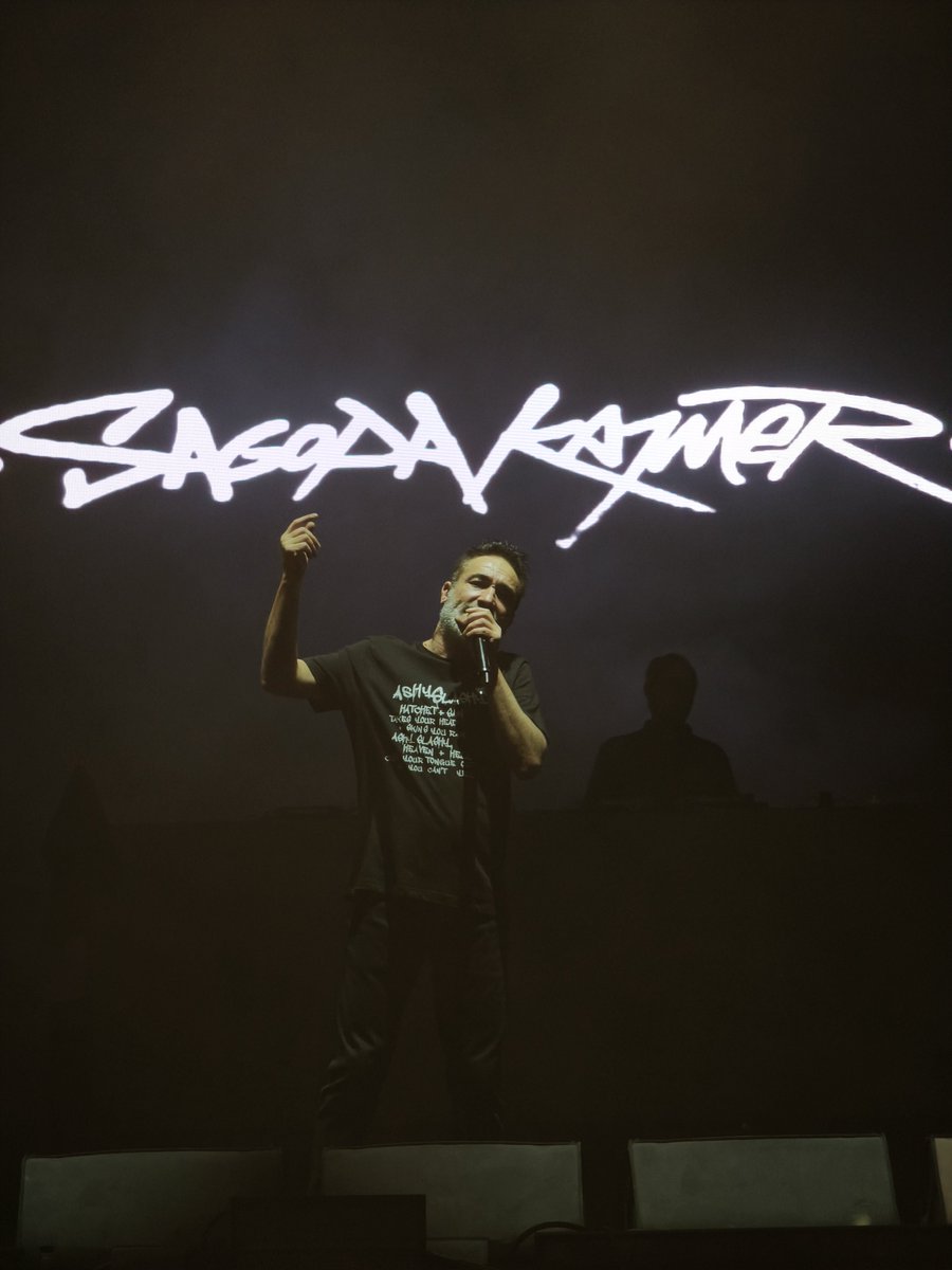 OzzadeBatuhan's tweet photo. Tarihin en iyi sago fotosunu çekmiş olabilirim efektsiz #trakyamüzikfestivali 
@Sagopakajmerrap 
@trakyamuzikfest https://t.co/EZyFL7YGIJ